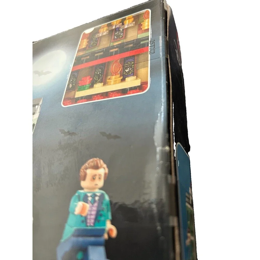 LEGO Disney: Mini Disney the Haunted Mansion (40521) New Sealed Retired